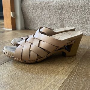 Dansko tan heeled sandals. High quality, barely worn!